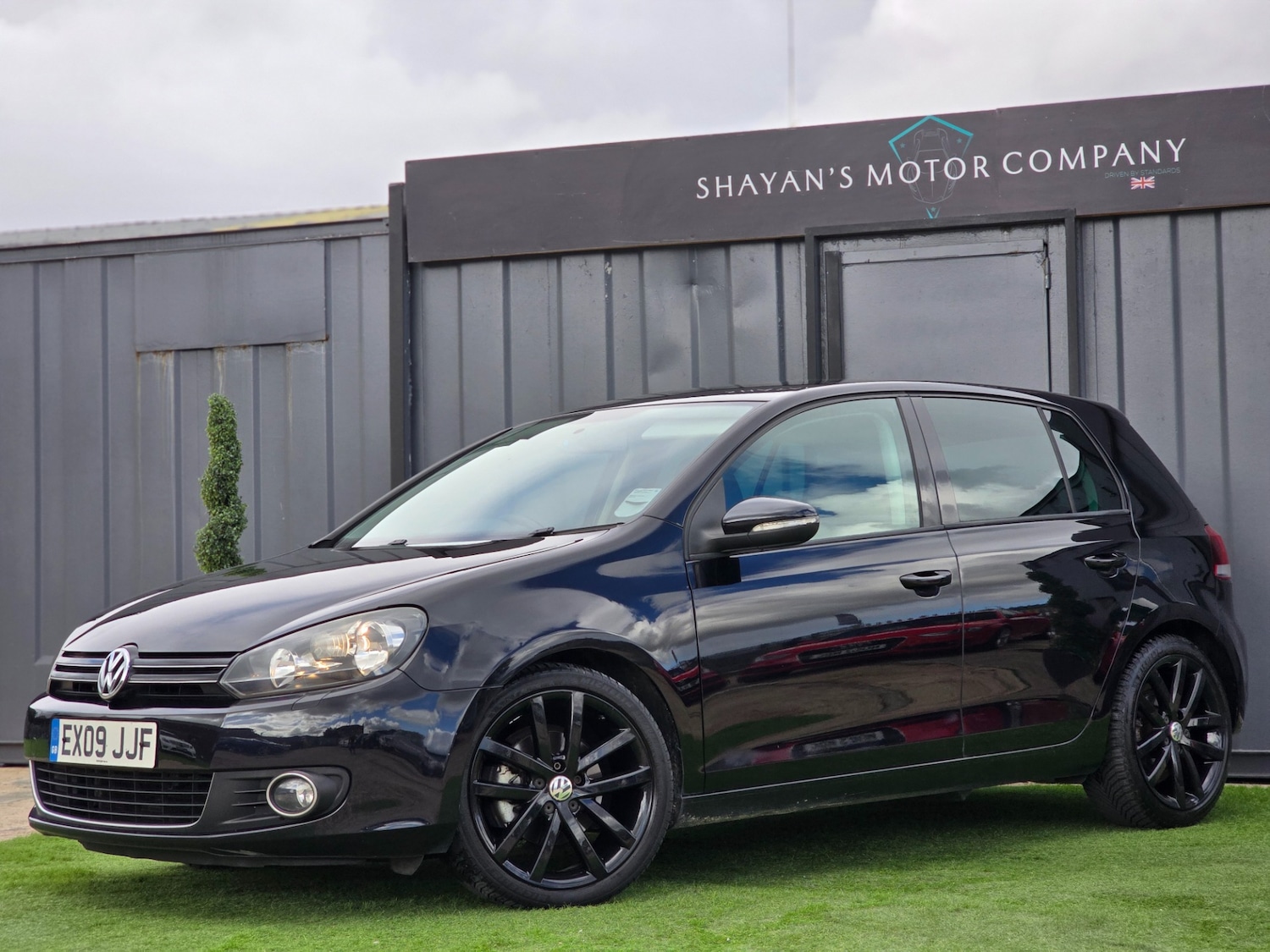 Used Volkswagen Golf 2009 for sale - 76182409: Photo 1