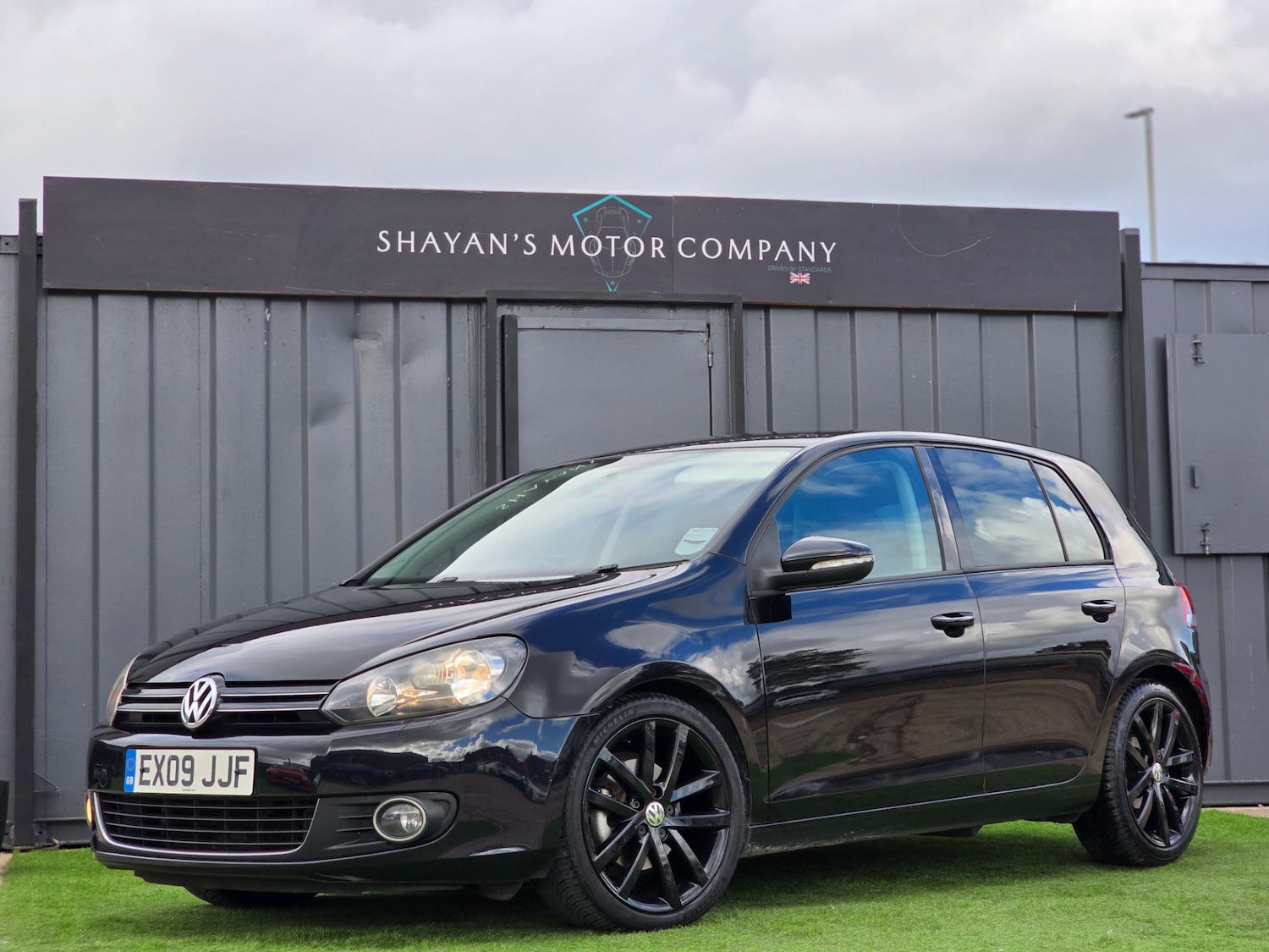 Used Volkswagen Golf 2009 for sale - 76182409: Photo 3
