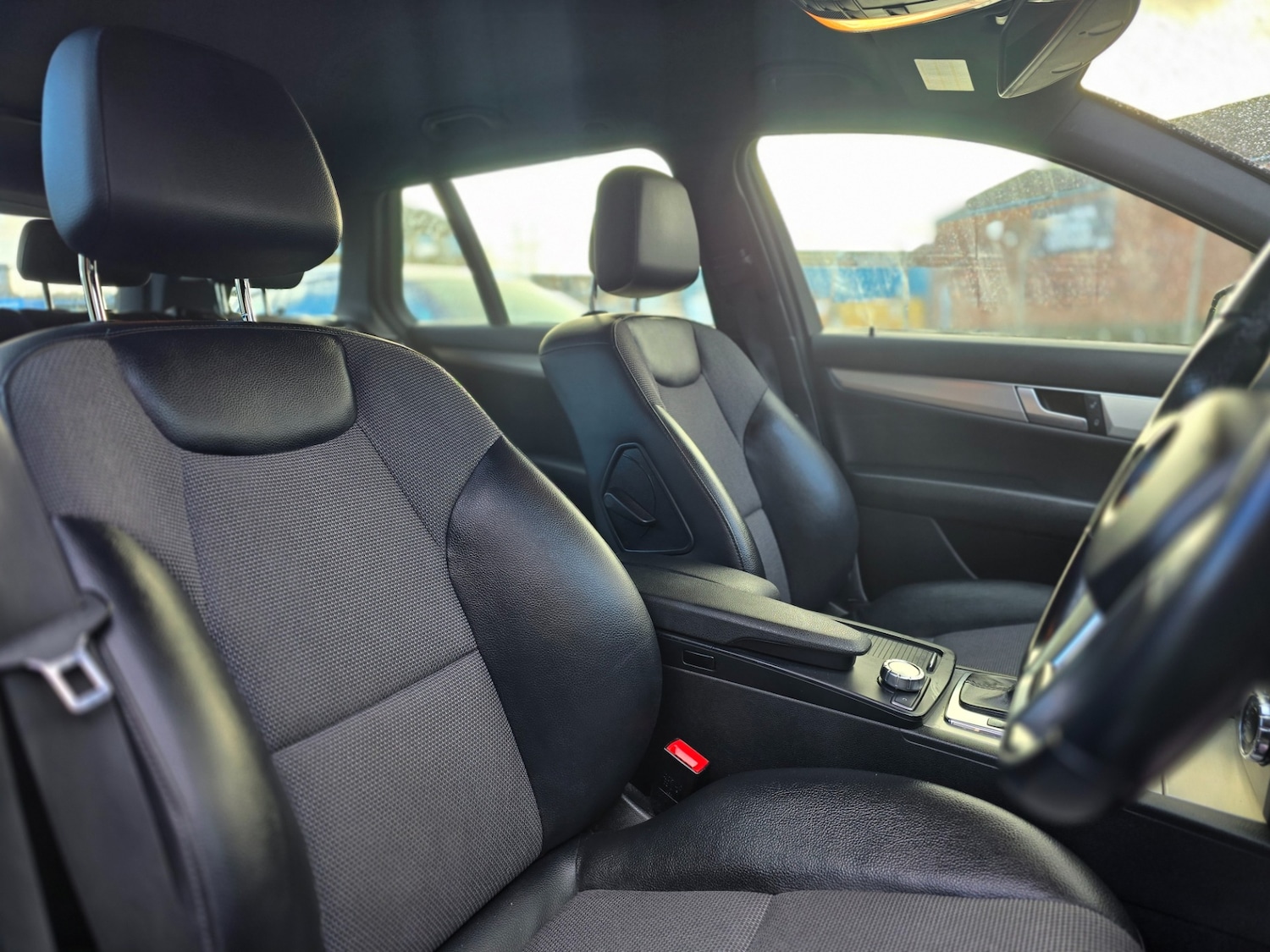 Used Mercedes-Benz C Class 2012 for sale - 77570877: Photo 19