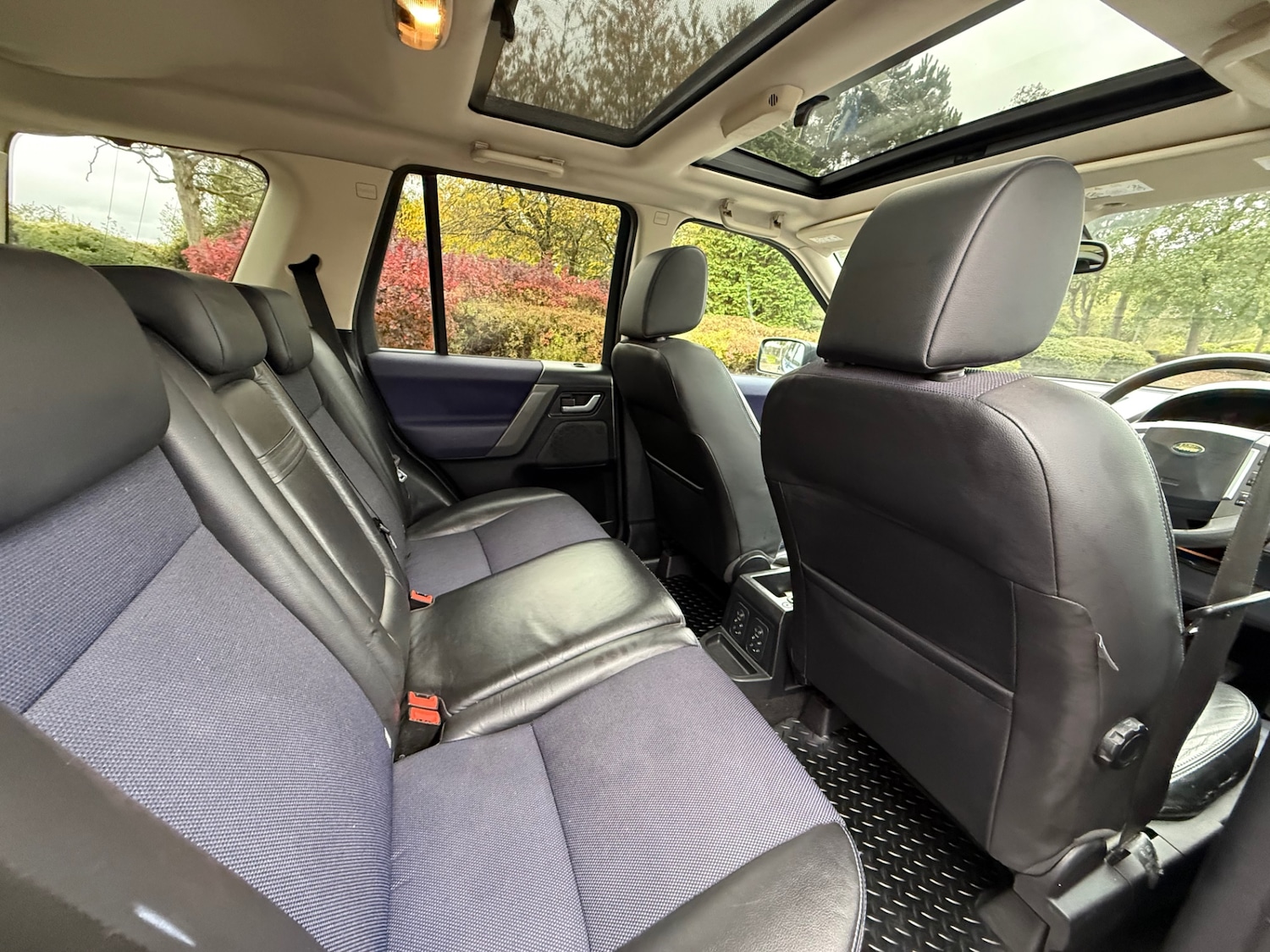 Used Land Rover Freelander 2009 for sale - 76357196: Photo 11