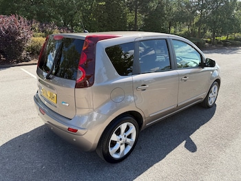 Used Nissan Note 2010 for sale - 79437178: Photo