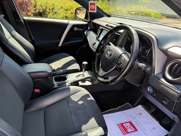 Used Toyota RAV4 2017 for sale - 75086224: Photo 12