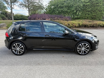 Used Volkswagen Golf 2017 for sale - 75829366: Photo
