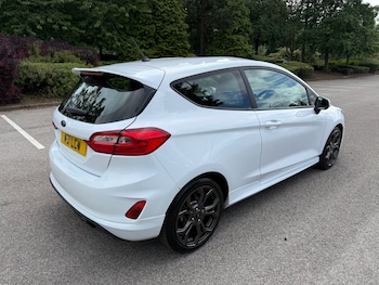 Used Ford Fiesta 2018 for sale - 78942986: Photo