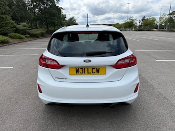 Used Ford Fiesta 2018 for sale - 78942986: Photo