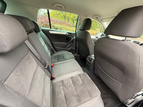 Used Volkswagen Golf 2010 for sale - 76309941: Photo 11