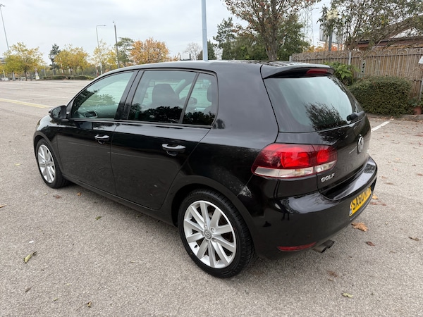 Used Volkswagen Golf 2010 for sale - 76309941: Photo 6