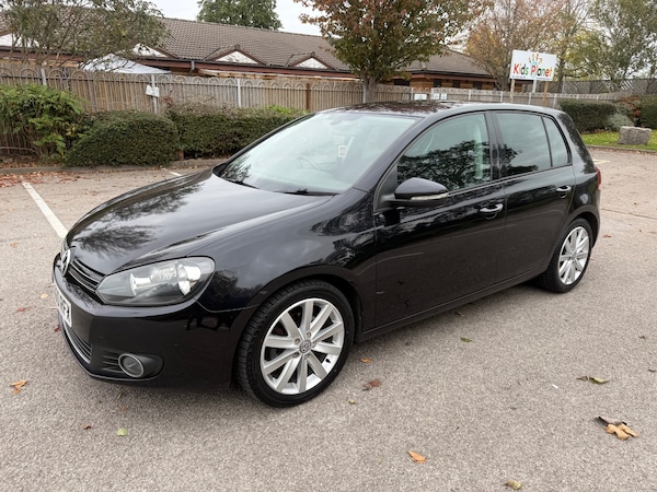 Used Volkswagen Golf 2010 for sale - 76309941: Photo 8