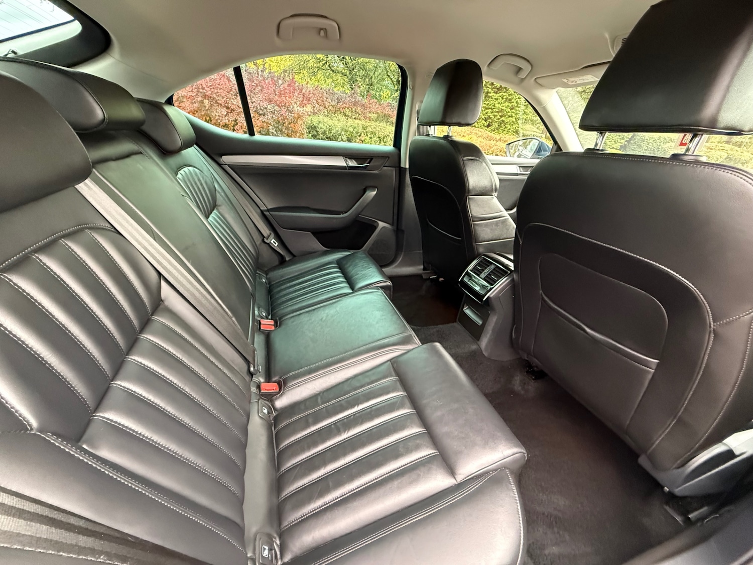 Used Skoda Superb 2017 for sale - 76355272: Photo 11