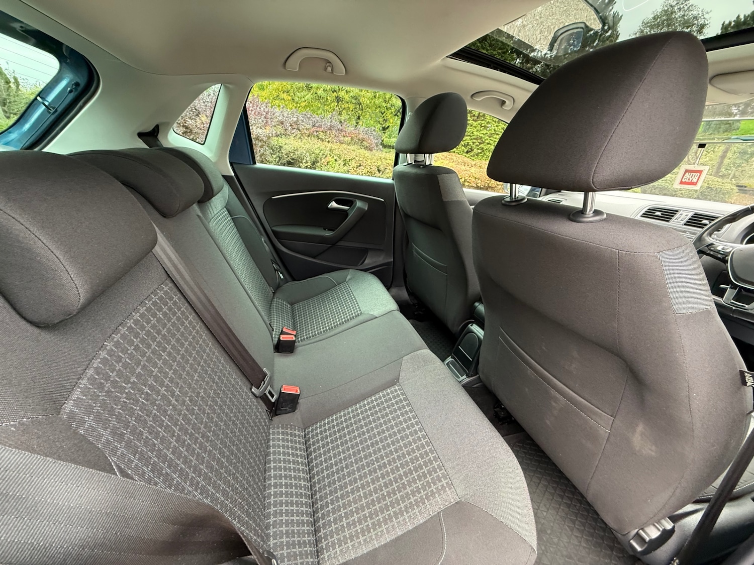 Used Volkswagen Polo 2014 for sale - 76224223: Photo 12