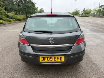 Used Vauxhall Astra 2009 for sale - 79088868: Photo