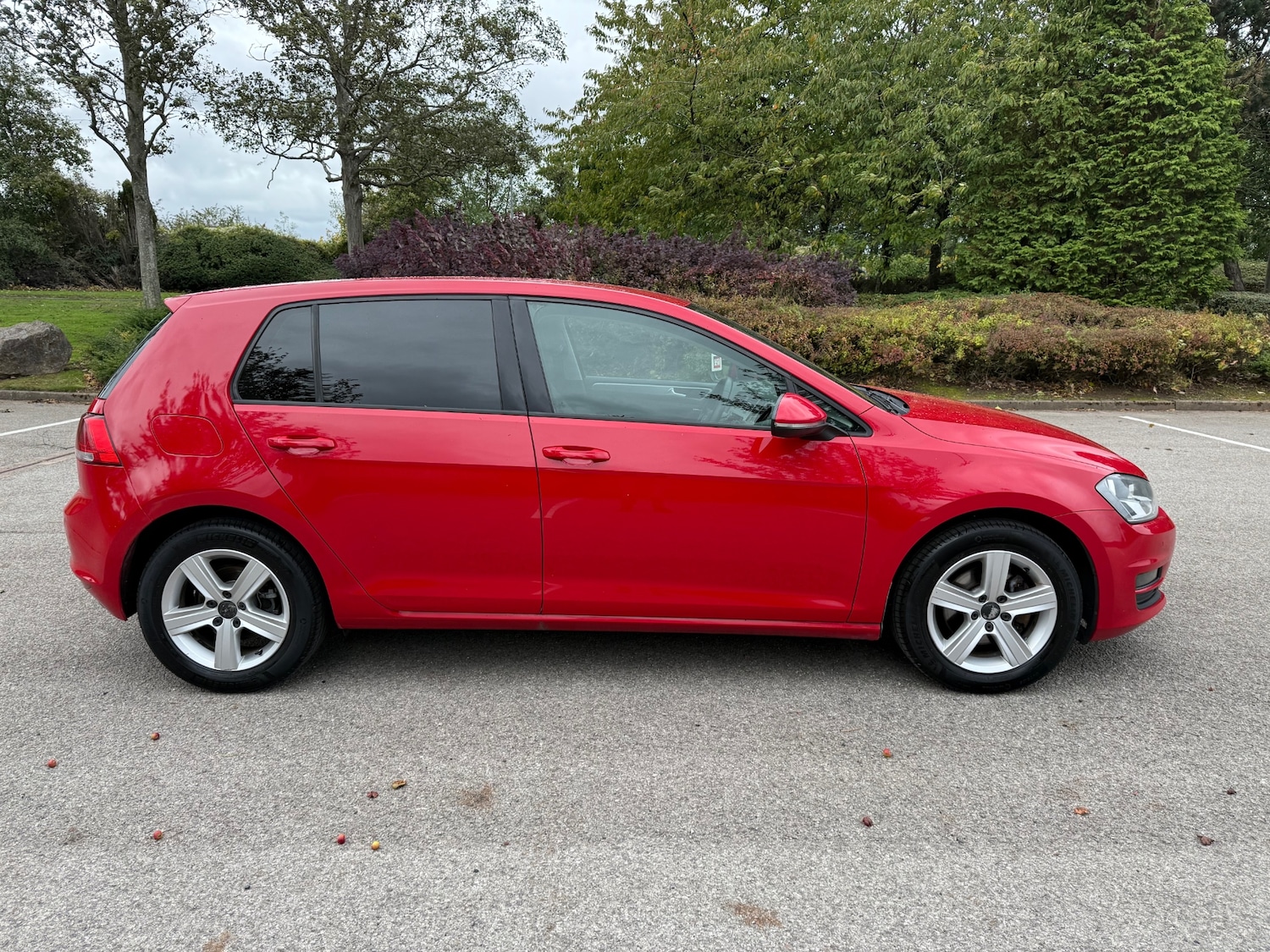 Used Volkswagen Golf 2015 for sale - 76172542: Photo 2