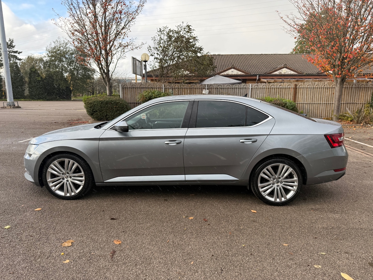 Used Skoda Superb 2015 for sale - 76480547: Photo 7