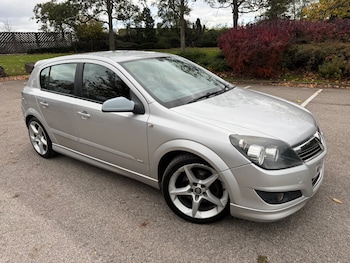 Vauxhall - Astra