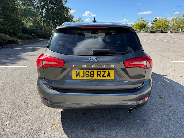 Used Ford Focus 2018 for sale - 73736796: Photo 4