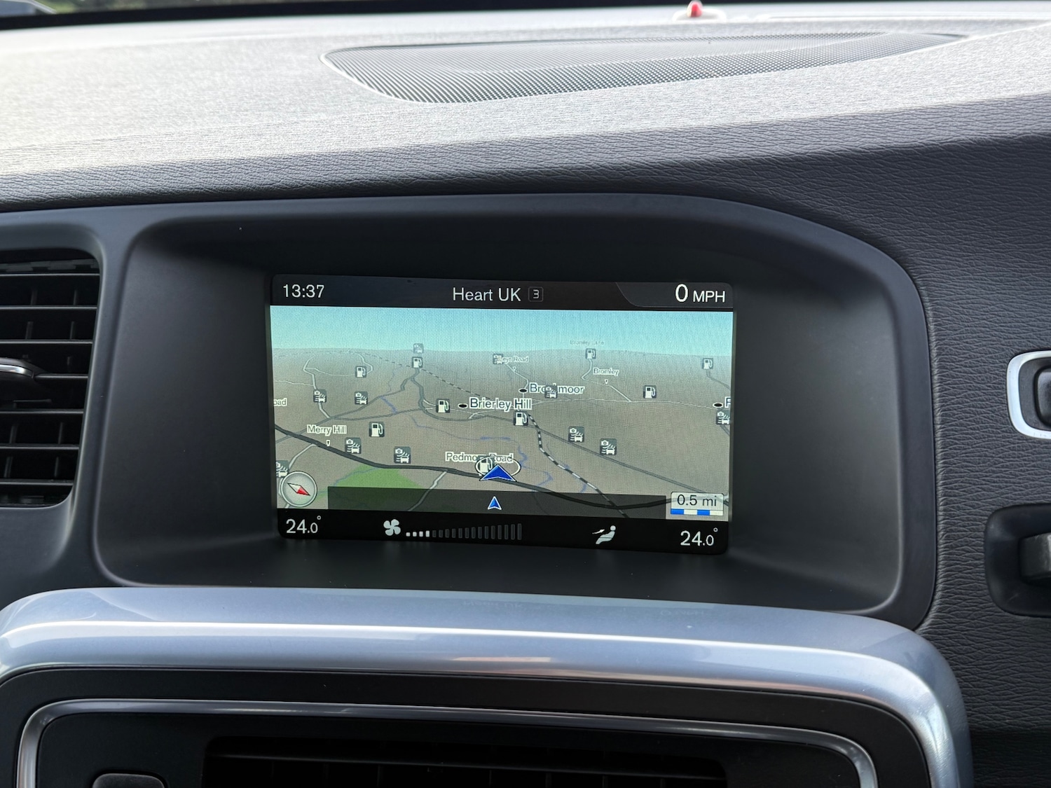 Used Volvo V60 2015 for sale - 77288830: Photo 14