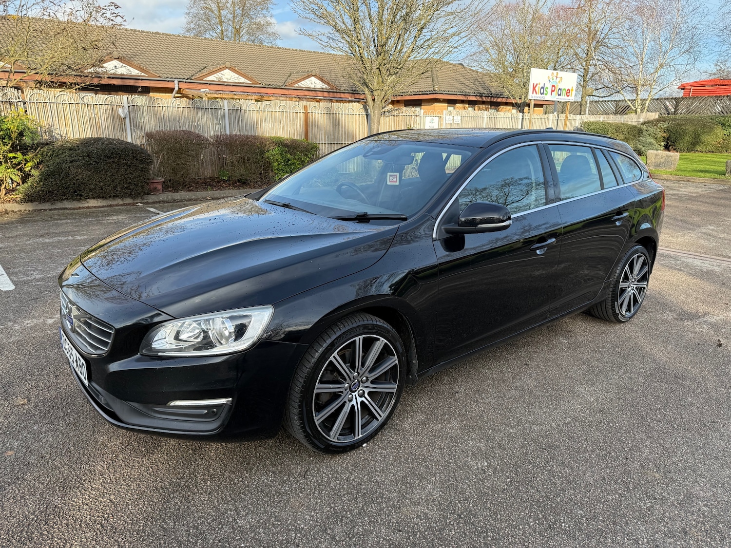 Used Volvo V60 2015 for sale - 77288830: Photo 7