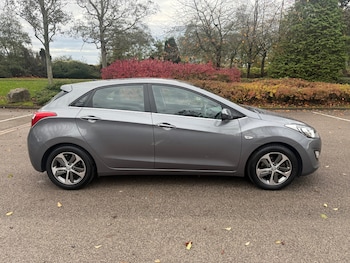 Used Hyundai i30 2015 for sale - 76497067: Photo