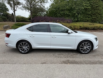 Used Skoda Superb 2017 for sale - 75650155: Photo