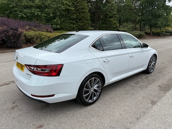 Used Skoda Superb 2017 for sale - 75650155: Photo