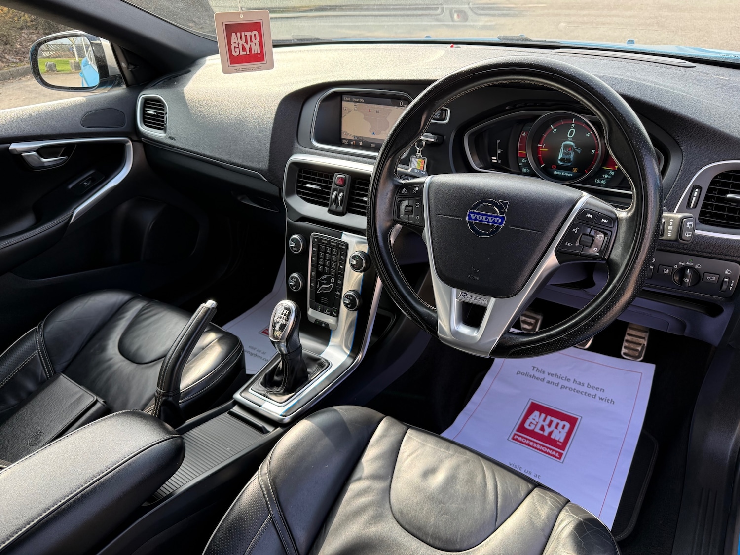 Used Volvo V40 2013 for sale - 77975926: Photo 15