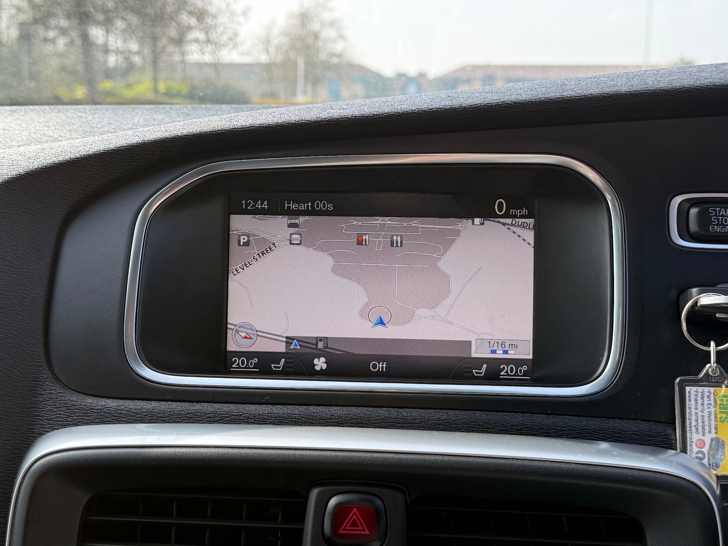 Used Volvo V40 2013 for sale - 77975926: Photo 16