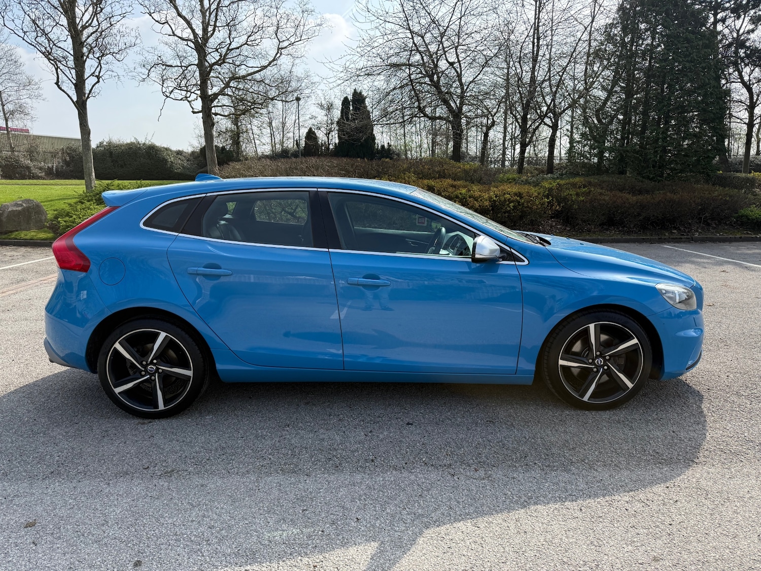 Used Volvo V40 2013 for sale - 77975926: Photo 2