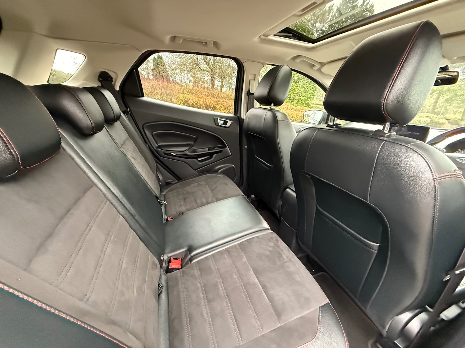 Used Ford Ecosport 2018 for sale - 76740967: Photo 11