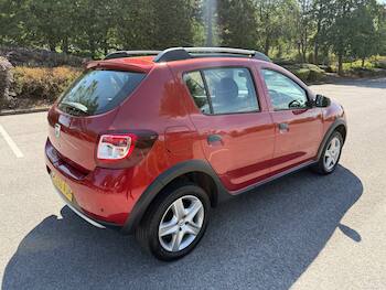 Used Dacia Sandero Stepway 2016 for sale - 79542831: Photo