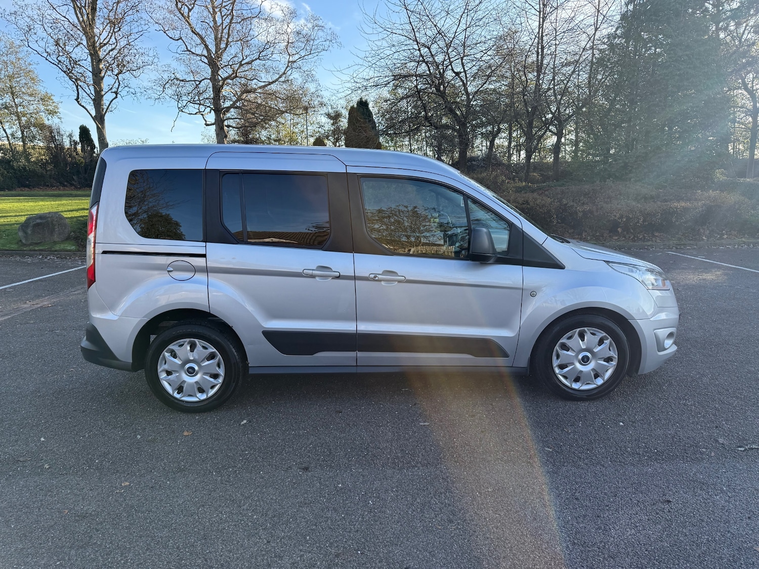 Used Ford Transit Connect 2014 for sale - 76653145: Photo 2