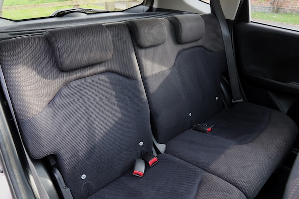 Used Honda Jazz 2014 for sale - 76300698: Photo 18