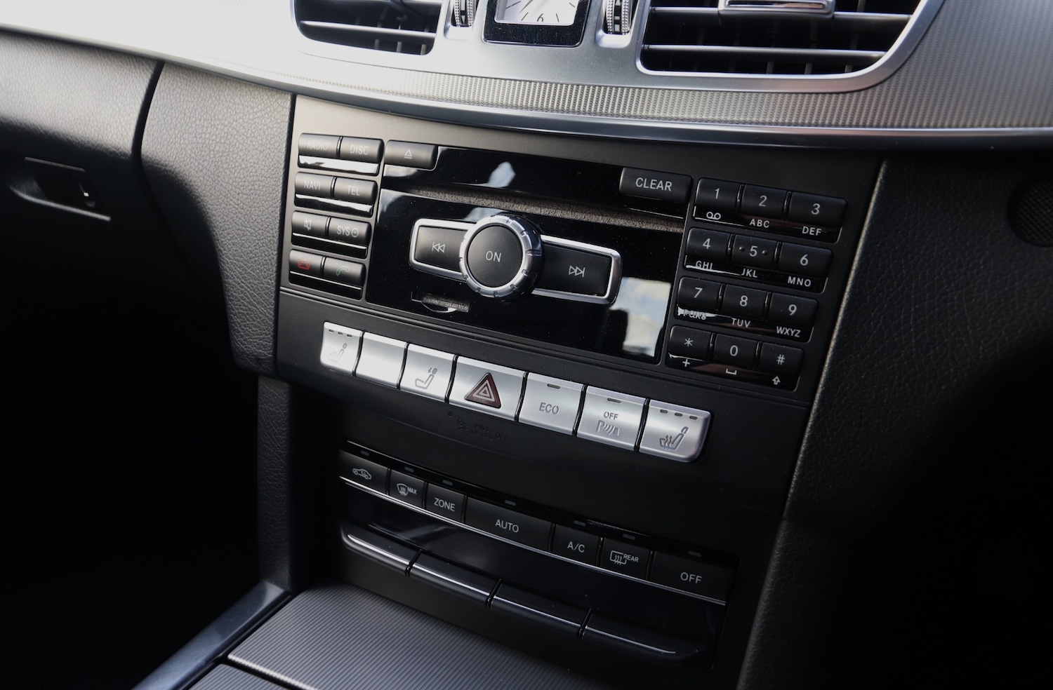 Used Mercedes-Benz E Class 2013 for sale - 76681977: Photo 15