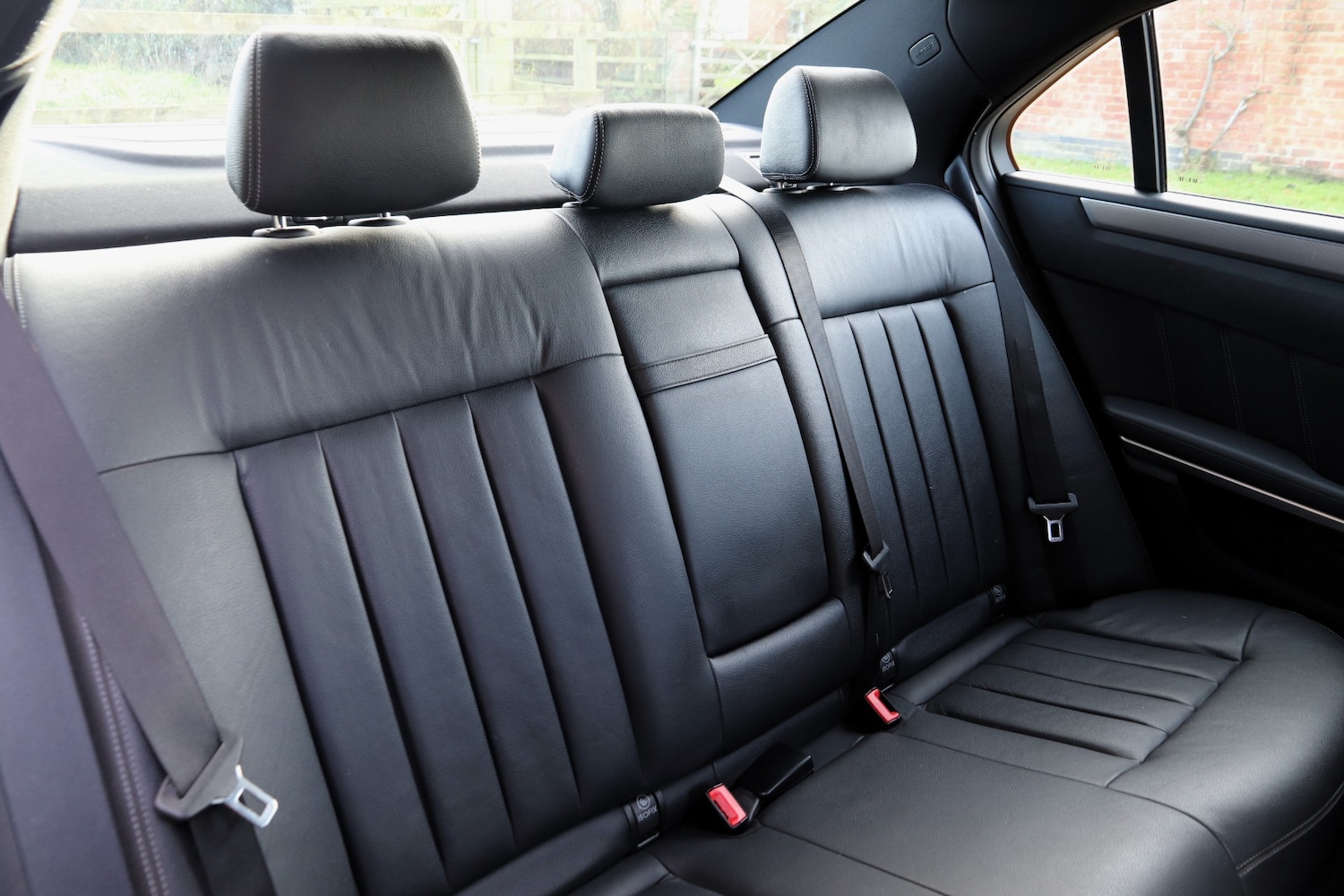 Used Mercedes-Benz E Class 2013 for sale - 76681977: Photo 20