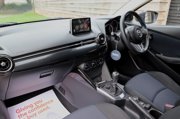Used Mazda Mazda2 2015 for sale - 76265250: Photo 10
