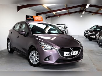 Used Mazda Mazda2 2015 for sale - 76265250: Photo 3