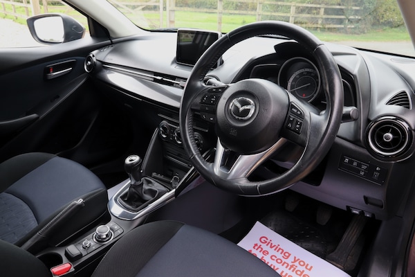 Used Mazda Mazda2 2015 for sale - 76265250: Photo 8