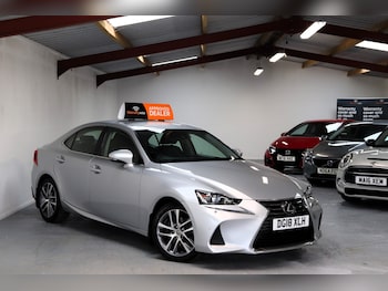 Used Lexus IS 2018 for sale - 79340191: Photo