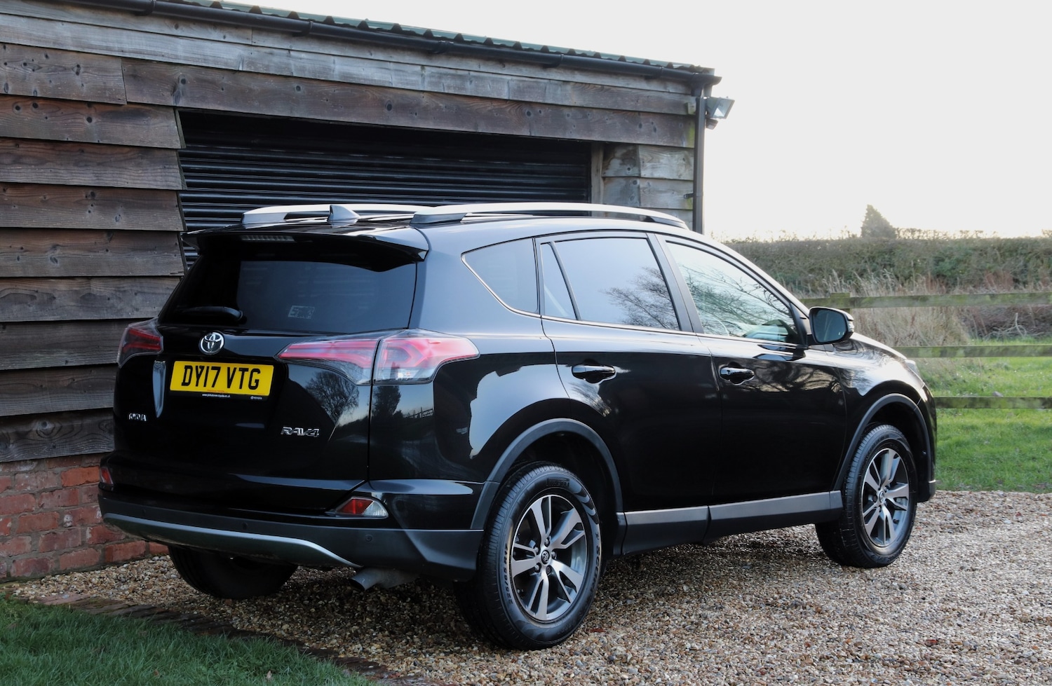 Used Toyota RAV4 2017 for sale - 77103715: Photo 10