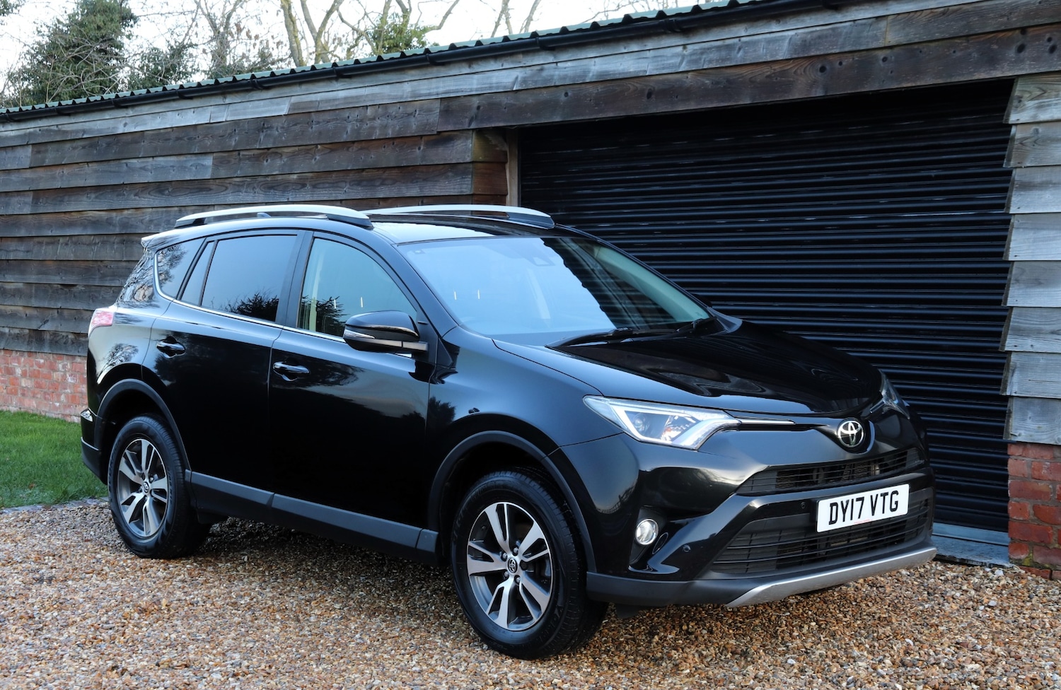 Used Toyota RAV4 2017 for sale - 77103715: Photo 6