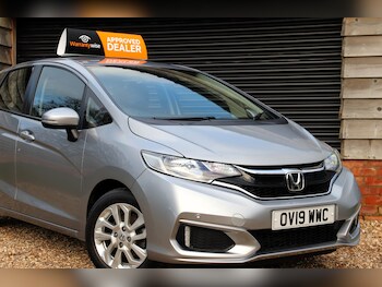 Used Honda Jazz 2019 for sale - 76907789: Photo