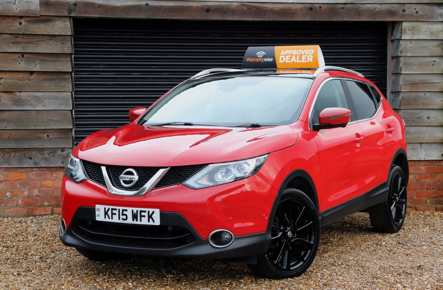 Used Nissan Qashqai 2015 for sale - 77103377: Photo 2