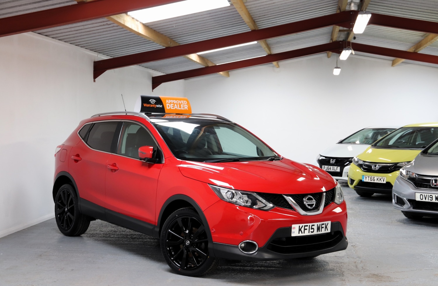 Used Nissan Qashqai 2015 for sale - 77103377: Photo 3