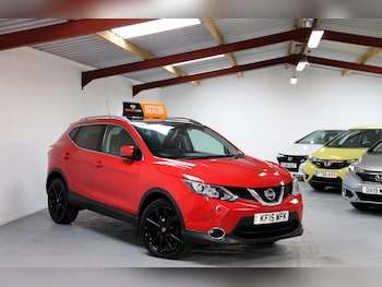Used Nissan Qashqai 2015 for sale - 77103377: Photo