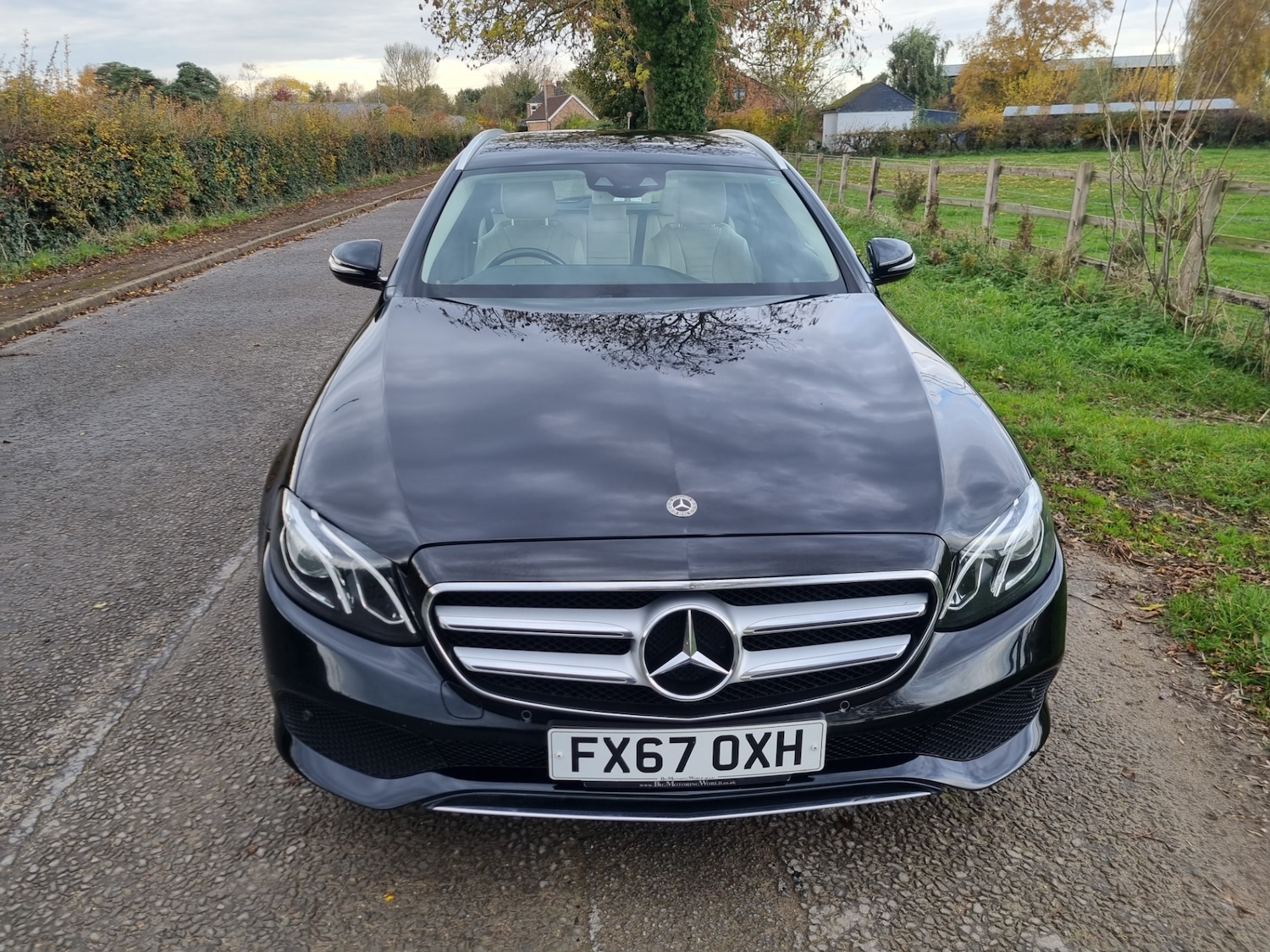Used Mercedes-Benz E Class 2017 for sale - 76476999: Photo 4