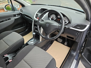 Used Peugeot 207 2010 for sale - 79057435: Photo