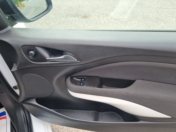 Used Vauxhall ADAM 2013 for sale - 74854281: Photo 24