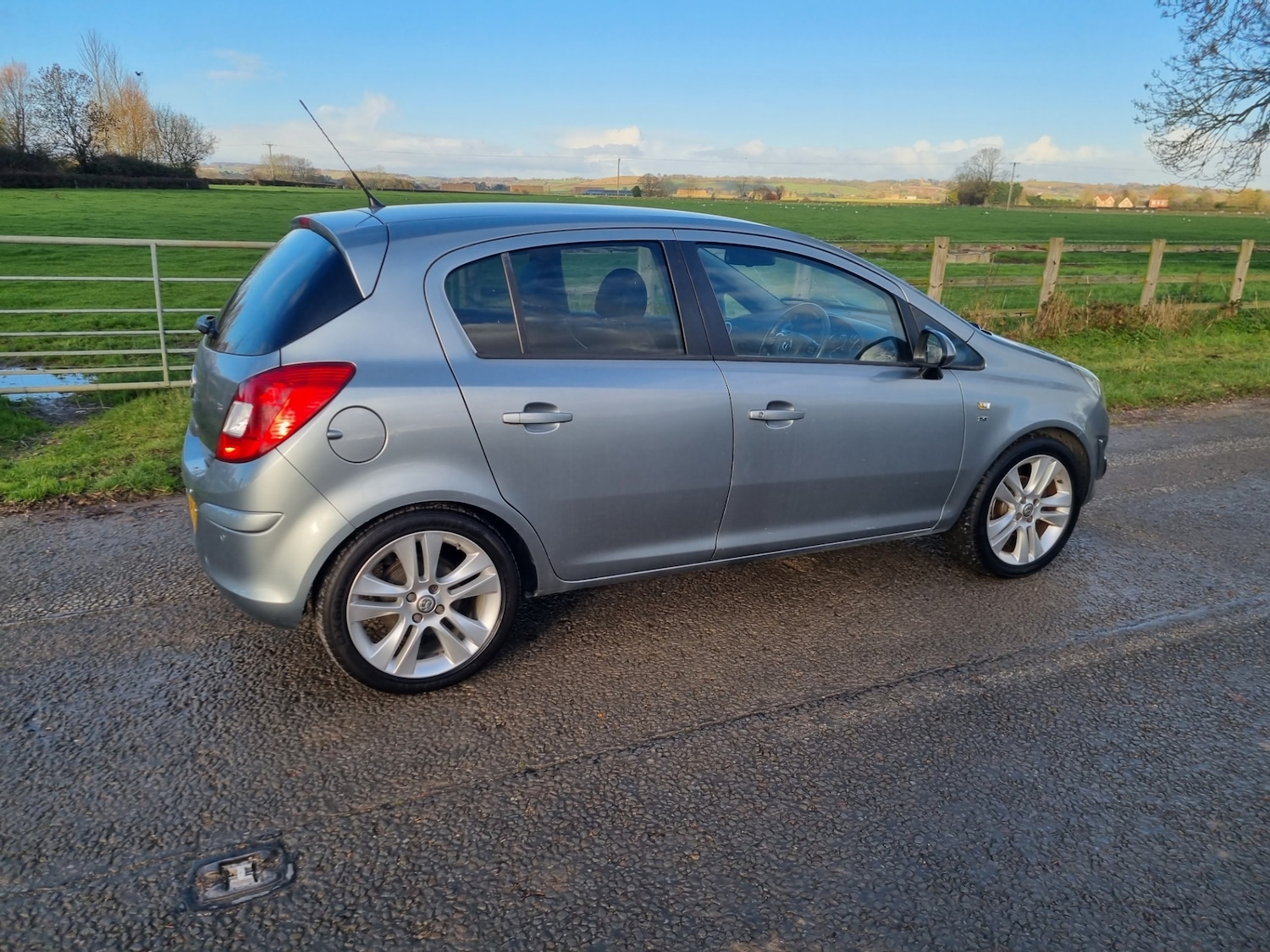 Used Vauxhall Corsa 2013 for sale - 76682699: Photo 10