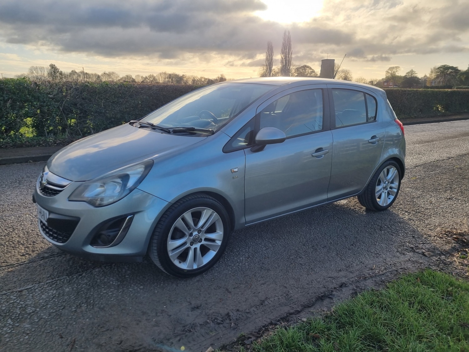 Used Vauxhall Corsa 2013 for sale - 76682699: Photo 3