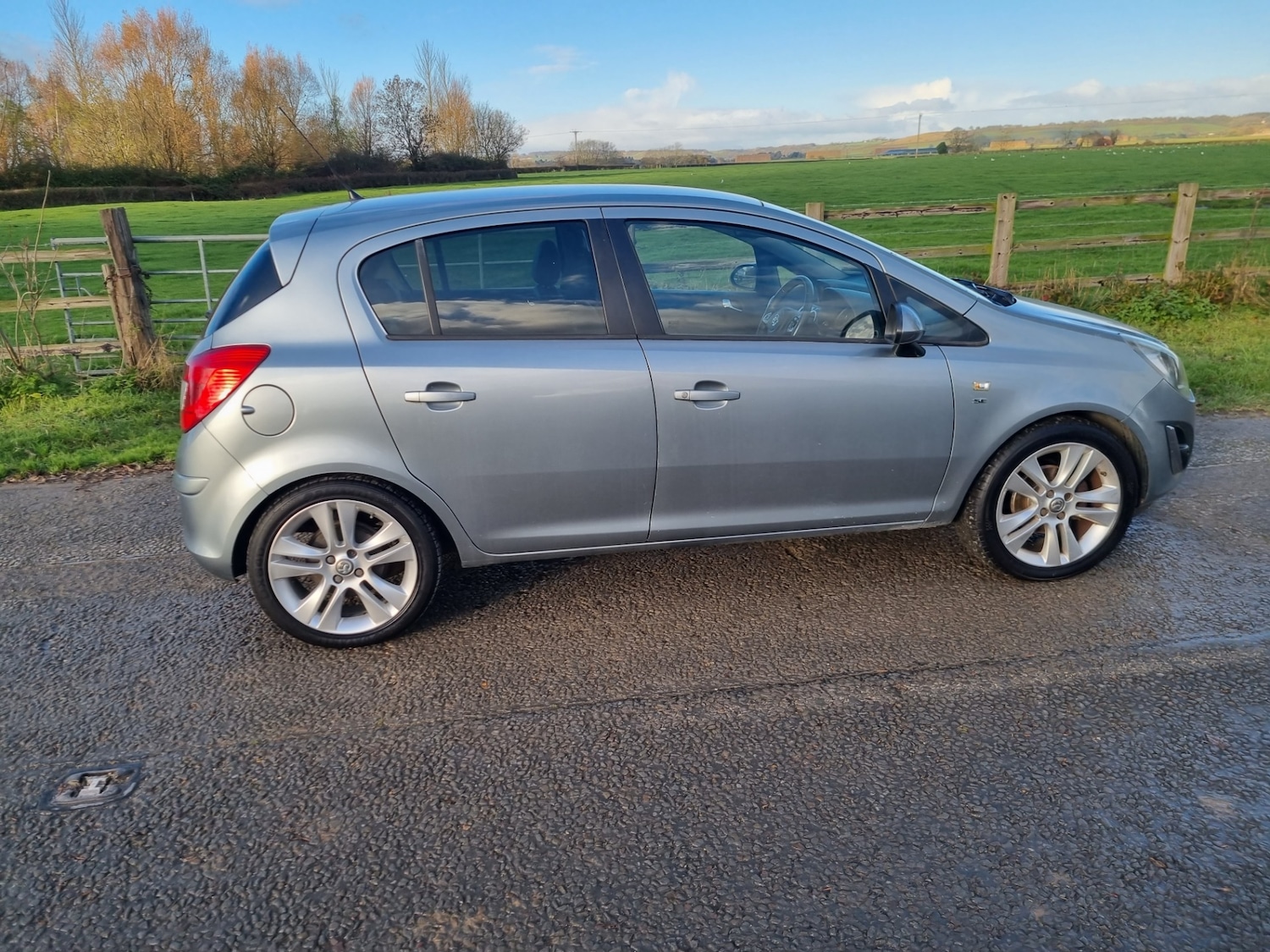 Used Vauxhall Corsa 2013 for sale - 76682699: Photo 9