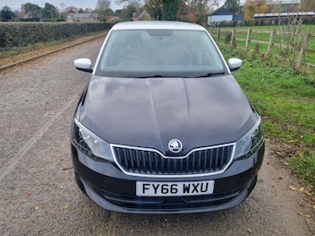 Used Skoda Fabia 2016 for sale - 76507337: Photo